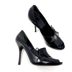 Gucci Black Patent Leather "Amour Lace" Peep Toe Heels